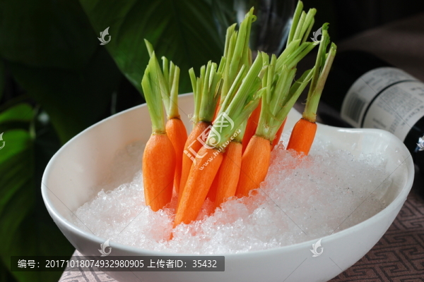 冰鎮(zhèn)手指蘿卜
