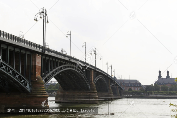 萊茵河大橋