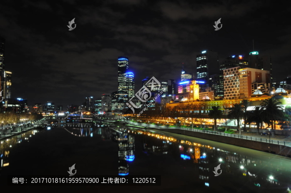 晚上