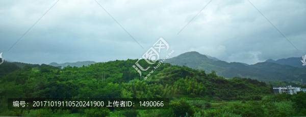 綠色山嶺原野風(fēng)景圖