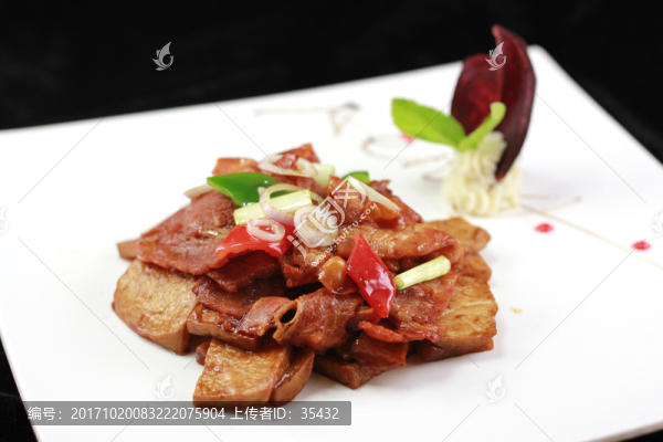 杏鮑菇炒培根