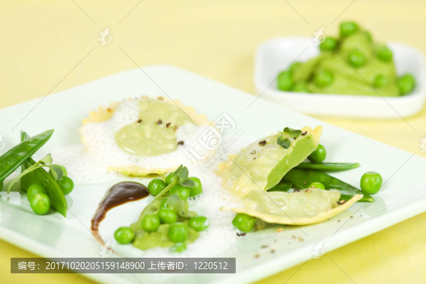 意大利式餛飩豌豆泥