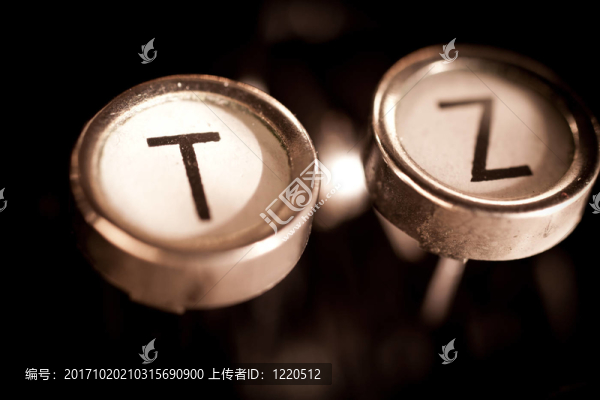 舊打字機(jī)的鑰匙