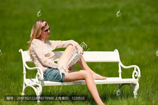 女人