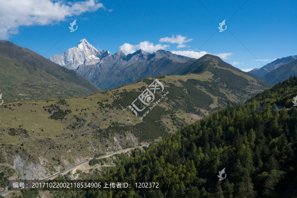 四姑娘山