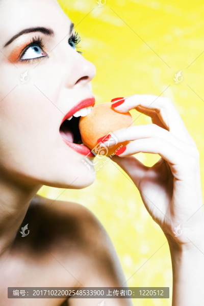女人