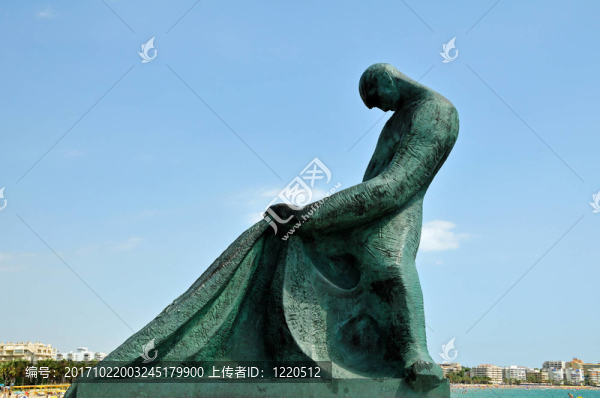 雕像在薩魯