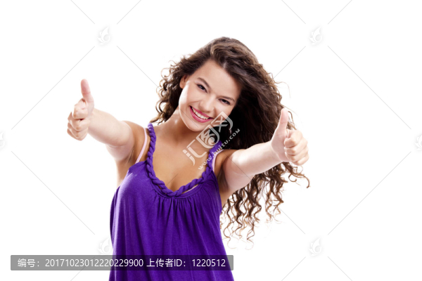 女人笑了