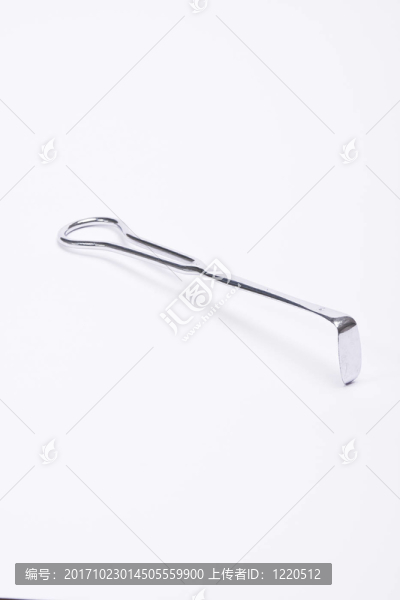牽開器