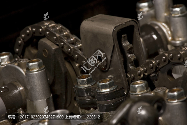 發(fā)動(dòng)機(jī)
