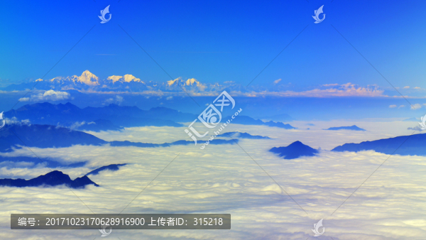 貢嘎山,日照金山,云海
