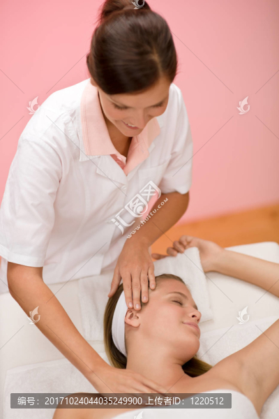 女人