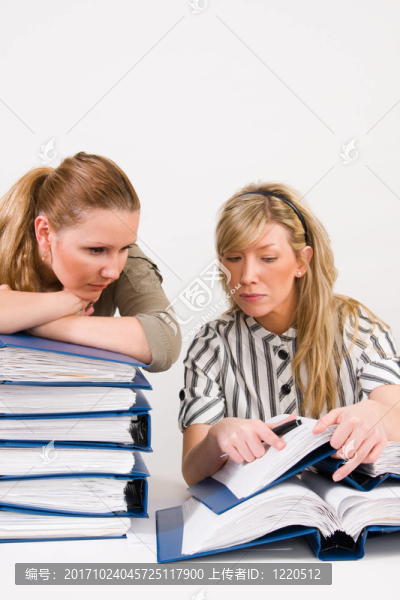 女人