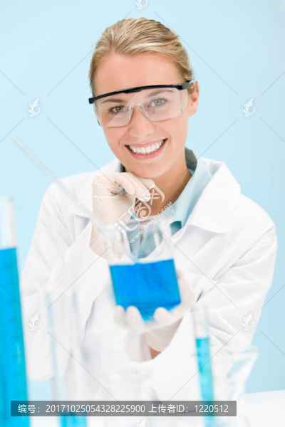 女人