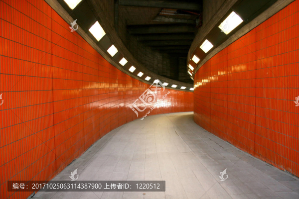 在westkreuz柏林行人隧道