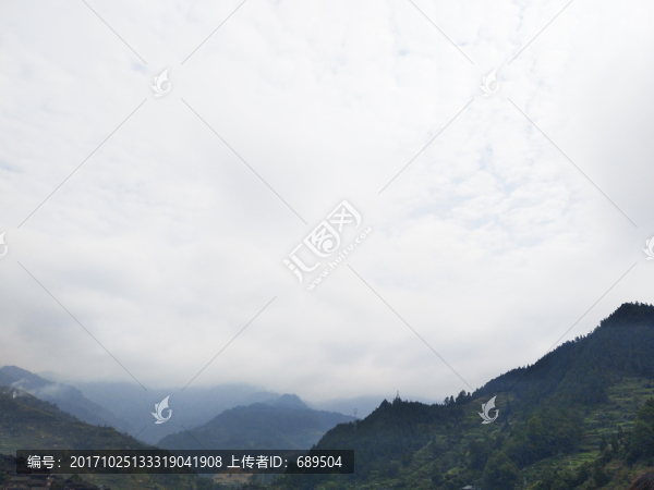 高山白云
