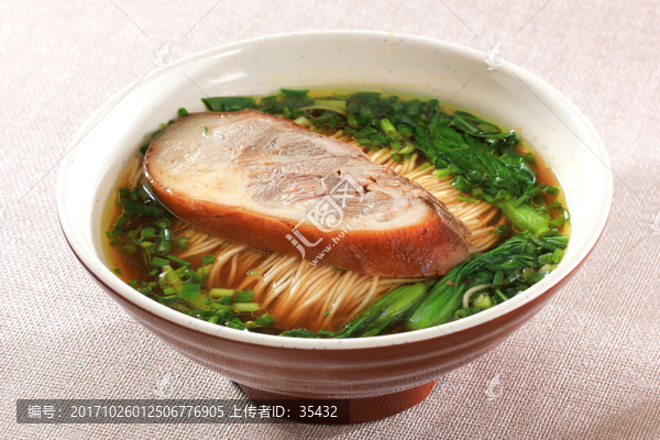 燜蹄面