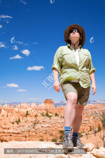 女人
