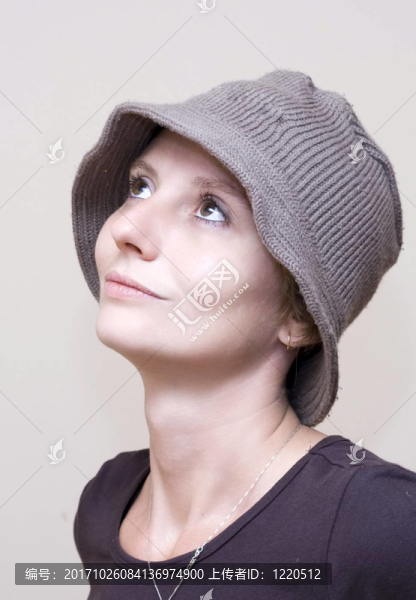 女人的帽子
