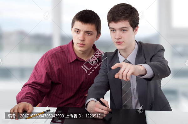 的人