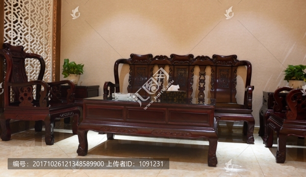 龍椅