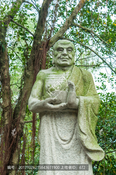 佛石像