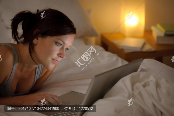 女人