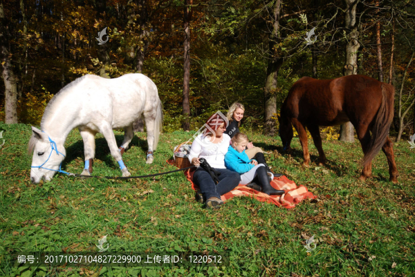 遠(yuǎn)足-匯圖網(wǎng) www.fosd68.com 遠(yuǎn)足