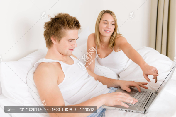 女人