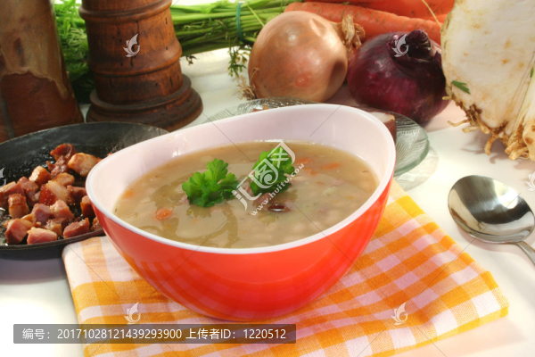 白色的豆子