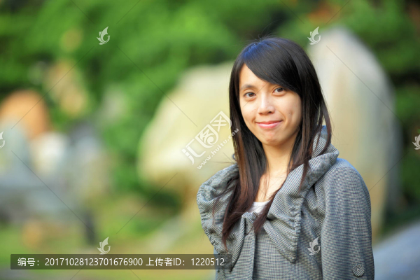 女人