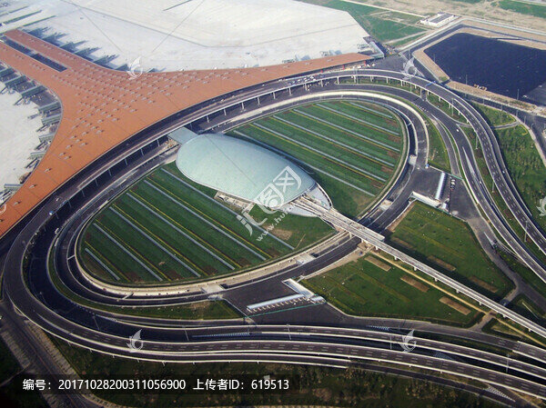 俯瞰北京機(jī)場(chǎng)T3航站樓全景