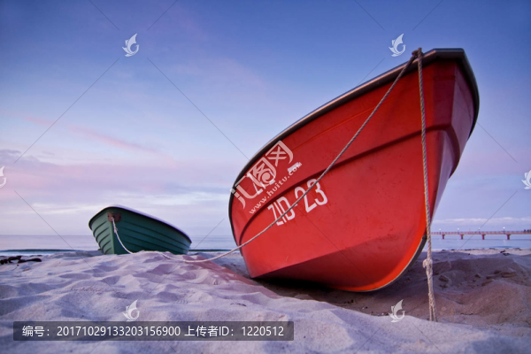 船上的漁船