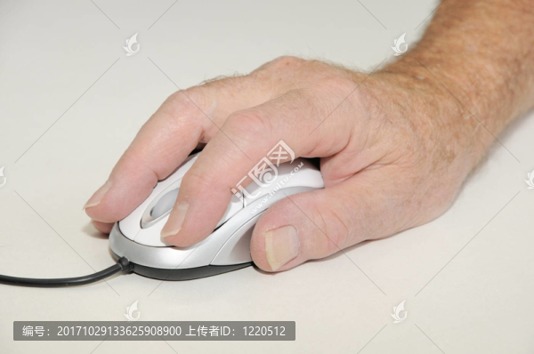 用電腦鼠標(biāo)
