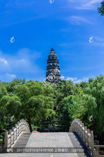 虎丘塔