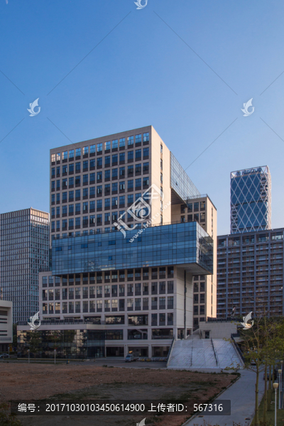 深大基礎實驗樓