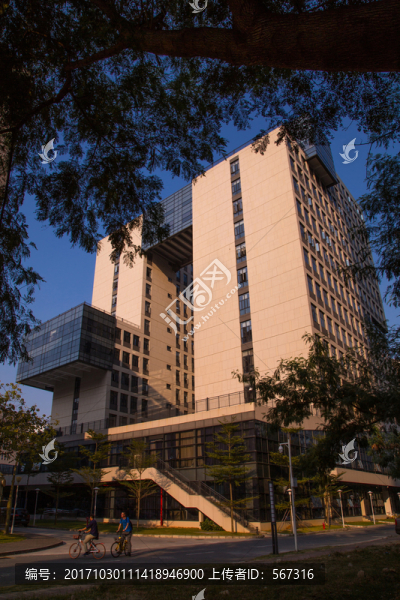 深大基礎實驗樓