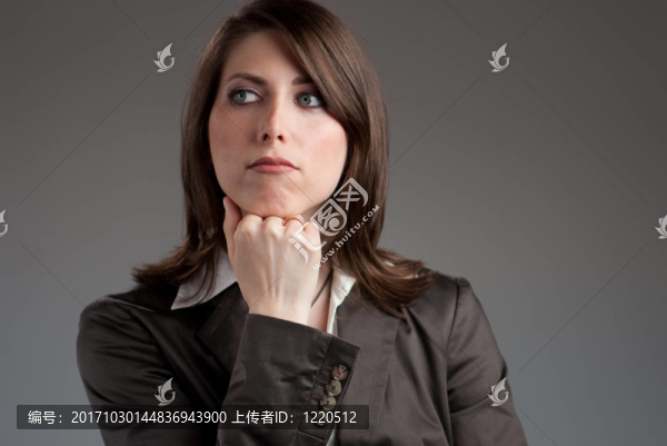 女人