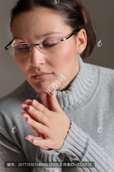 女人
