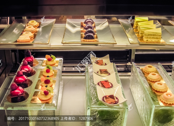 自助餐西點(diǎn)