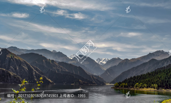 新疆天池風(fēng)光