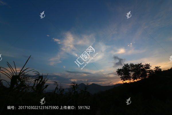 晚霞