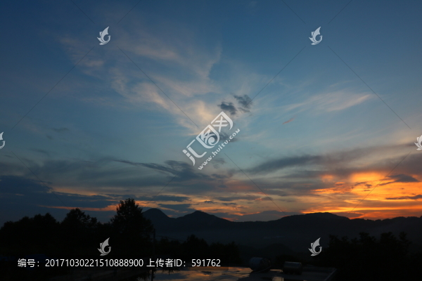 晚霞