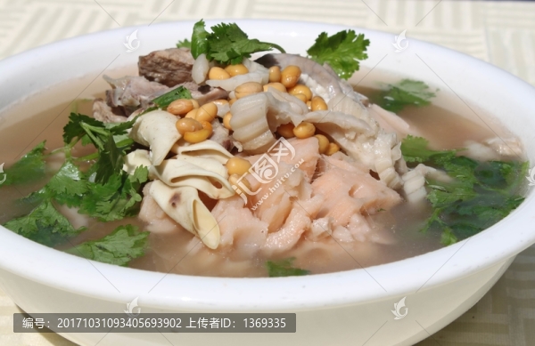 蓮藕燉排骨