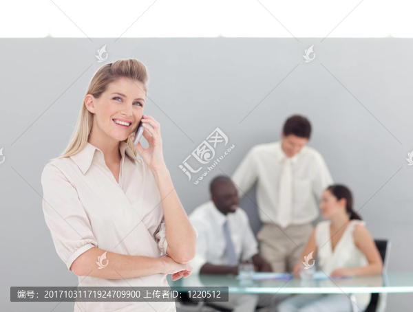 女人