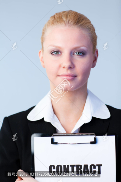 女人