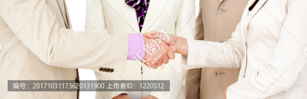 女人的姿態(tài)