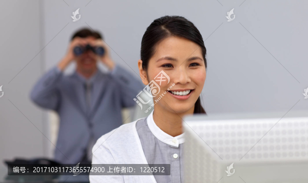 女人