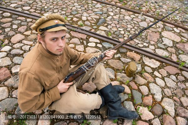 士兵的戰(zhàn)爭(zhēng)武器槍歷史復(fù)古稱為士兵