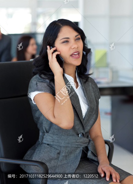 女人
